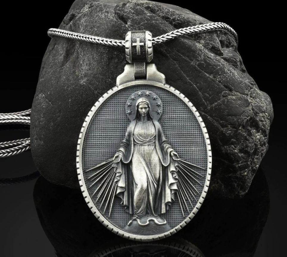 Collana della Vergine Maria